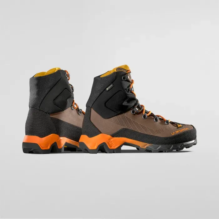 LA SPORTIVA Aequilibrium Trek Gore-tex® Boot (Unisex Sizing)