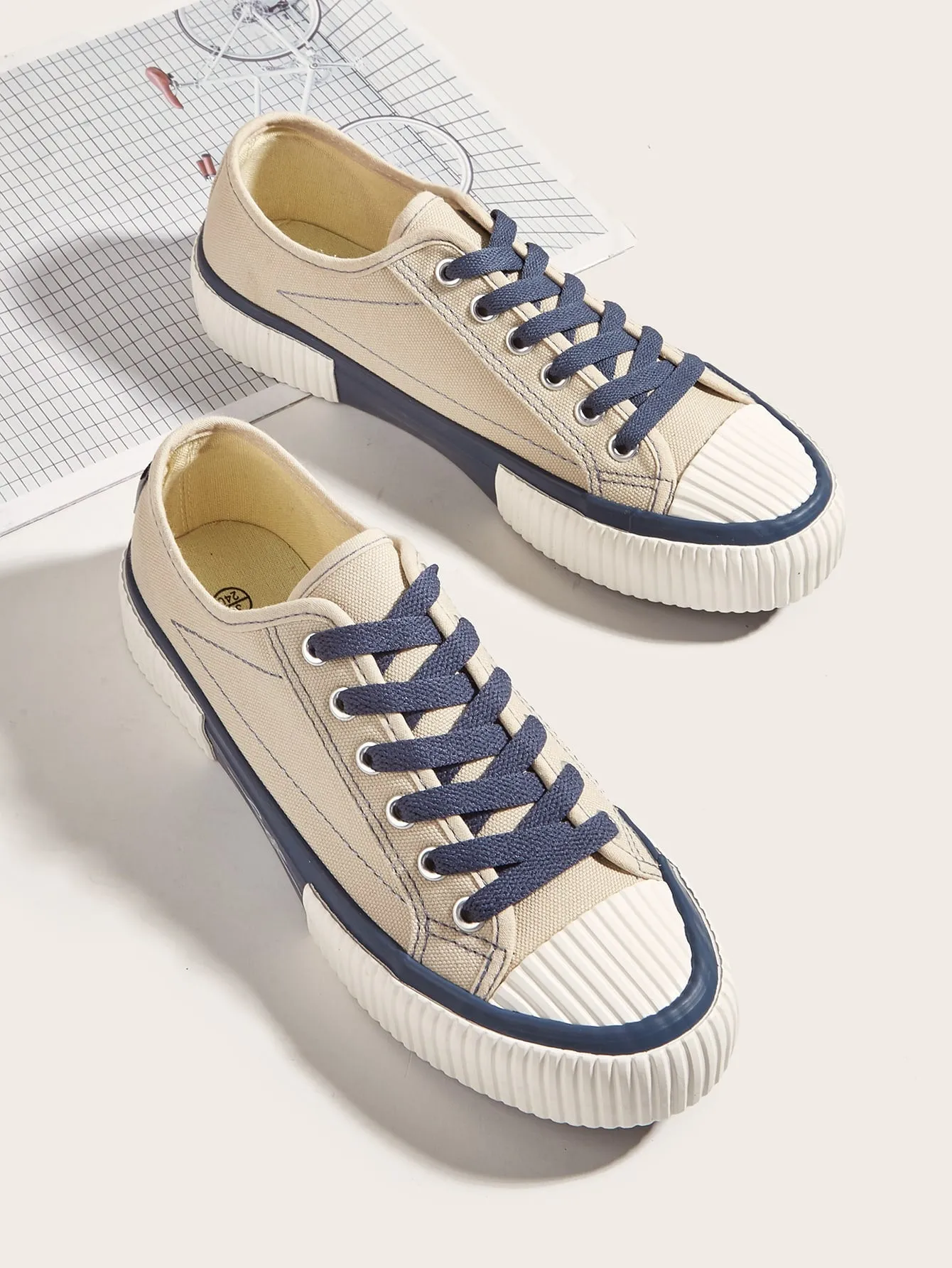 Lace-up Front Canvas Shoes