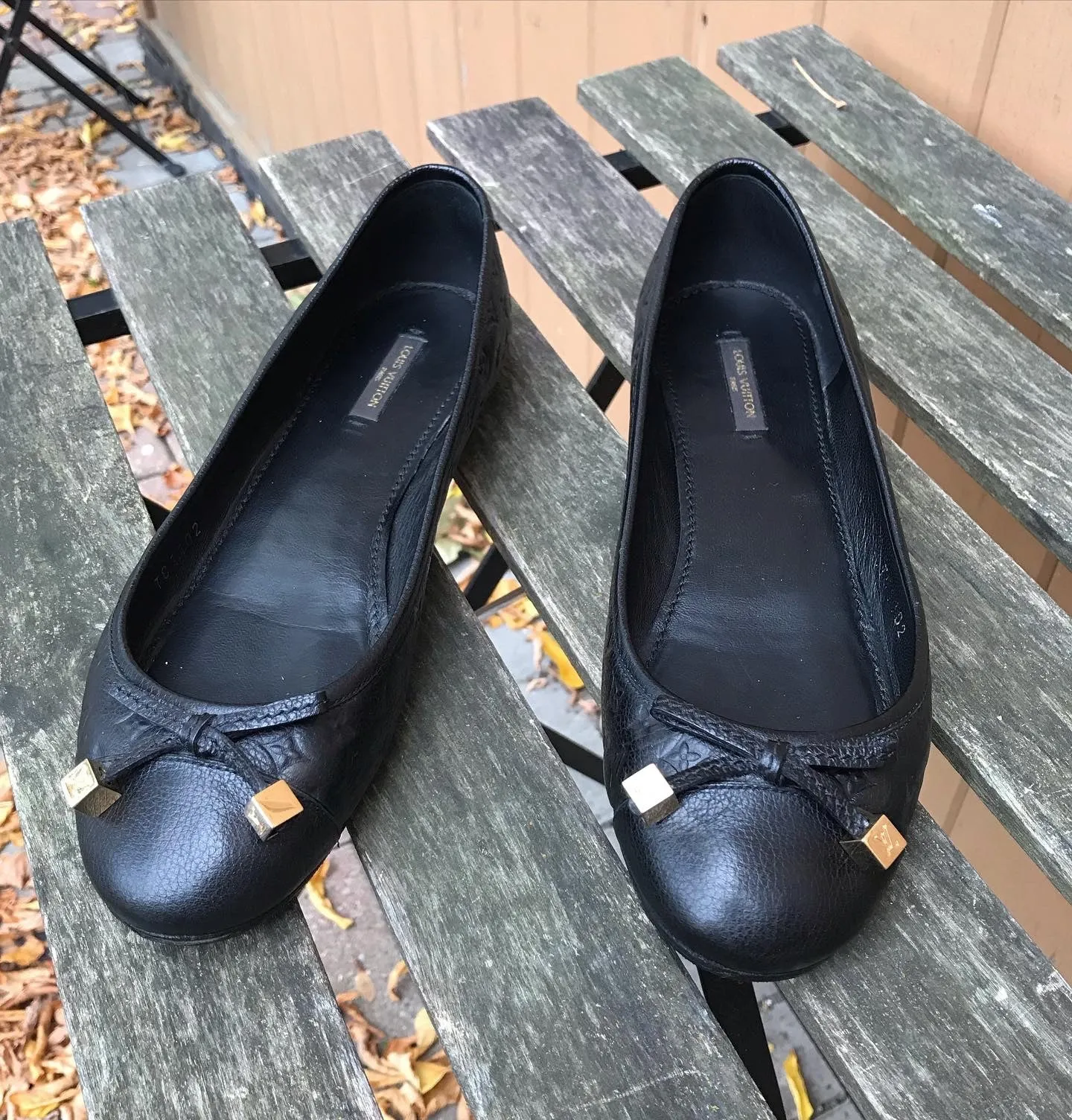 LOUIS VUITTON Leather Ballet Flats