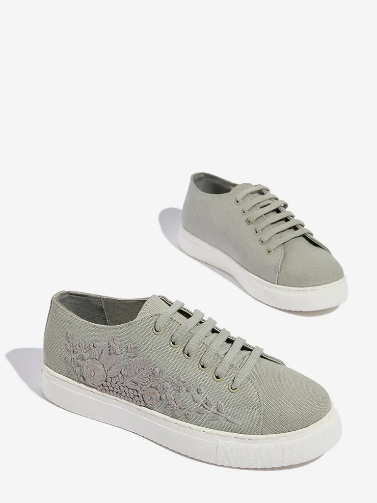 LUNA BLU Grey Floral Embroidered Lace-Up Sneakers