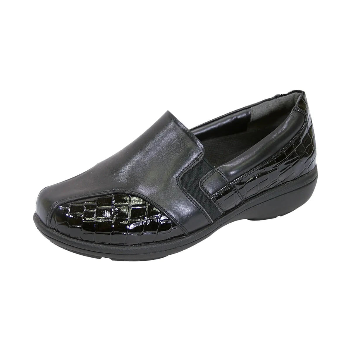 PEERAGE Agatha Women's Wide Width Leather Loafers